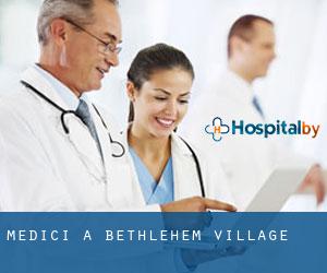 Medici a Bethlehem Village